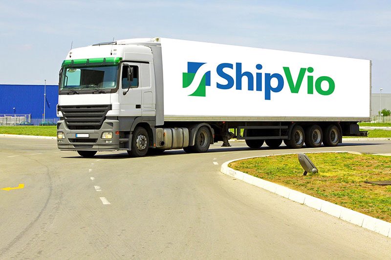 mira_tenkl's tweet photo. #innovations in #shipment? @UberFreight is just launching but #czech #startup @ShipVio already knows how to run this business! https://t.co/OuHk7KV99w