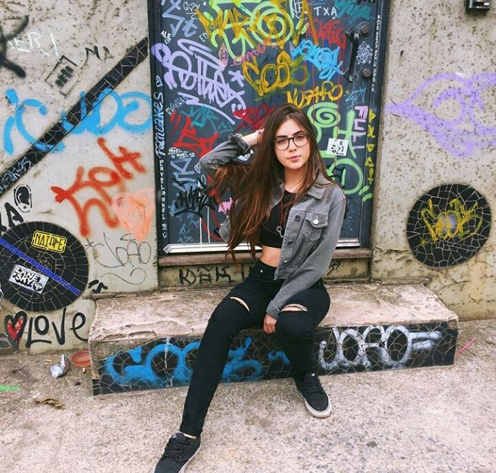 desenvenename's tweet photo. 😇❤ https://t.co/EjdViiofOI