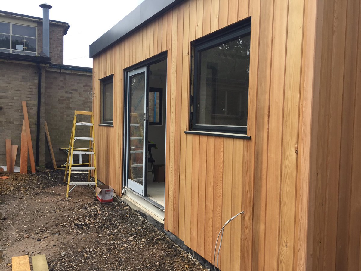 FramDragons's tweet photo. A visit indoors shows progress so far, and the reflection garden is looking beautiful! https://t.co/dtmCTVQkk7