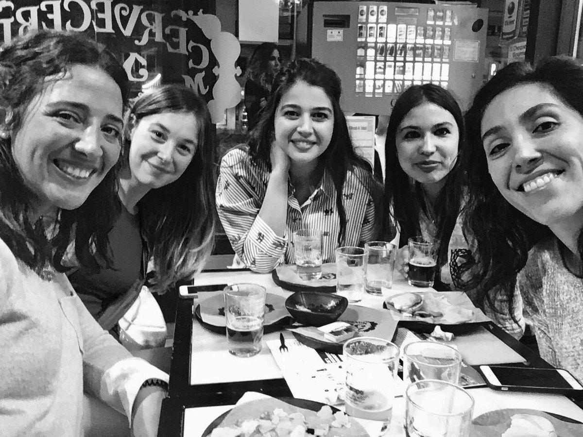 magicdorado's tweet photo. Terminando la semana de la mejor manera 😊🍻 https://t.co/QbKIbtZdb0