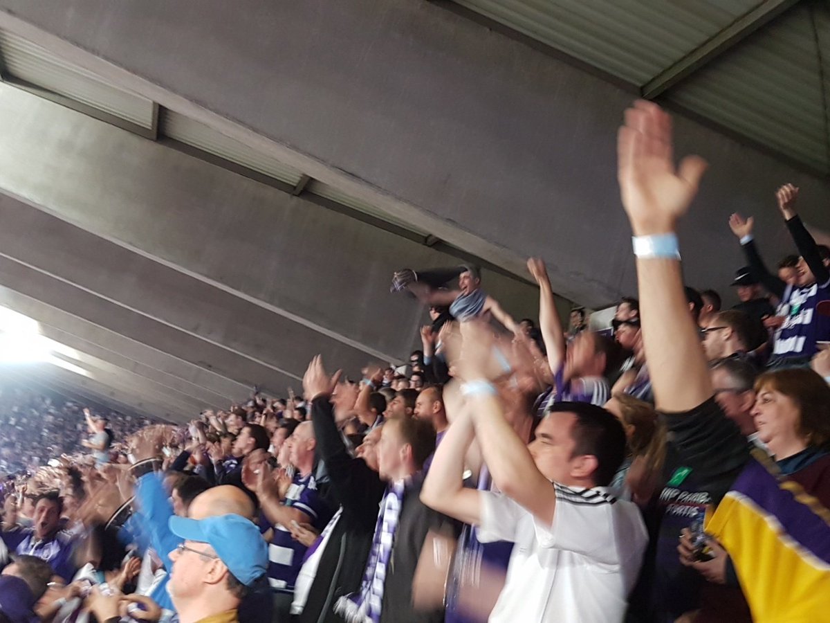 JeroenTiebout's tweet photo. Krak @rscanderlecht tis van da! #COYM #gofor34 https://t.co/nIFvS1HuKF