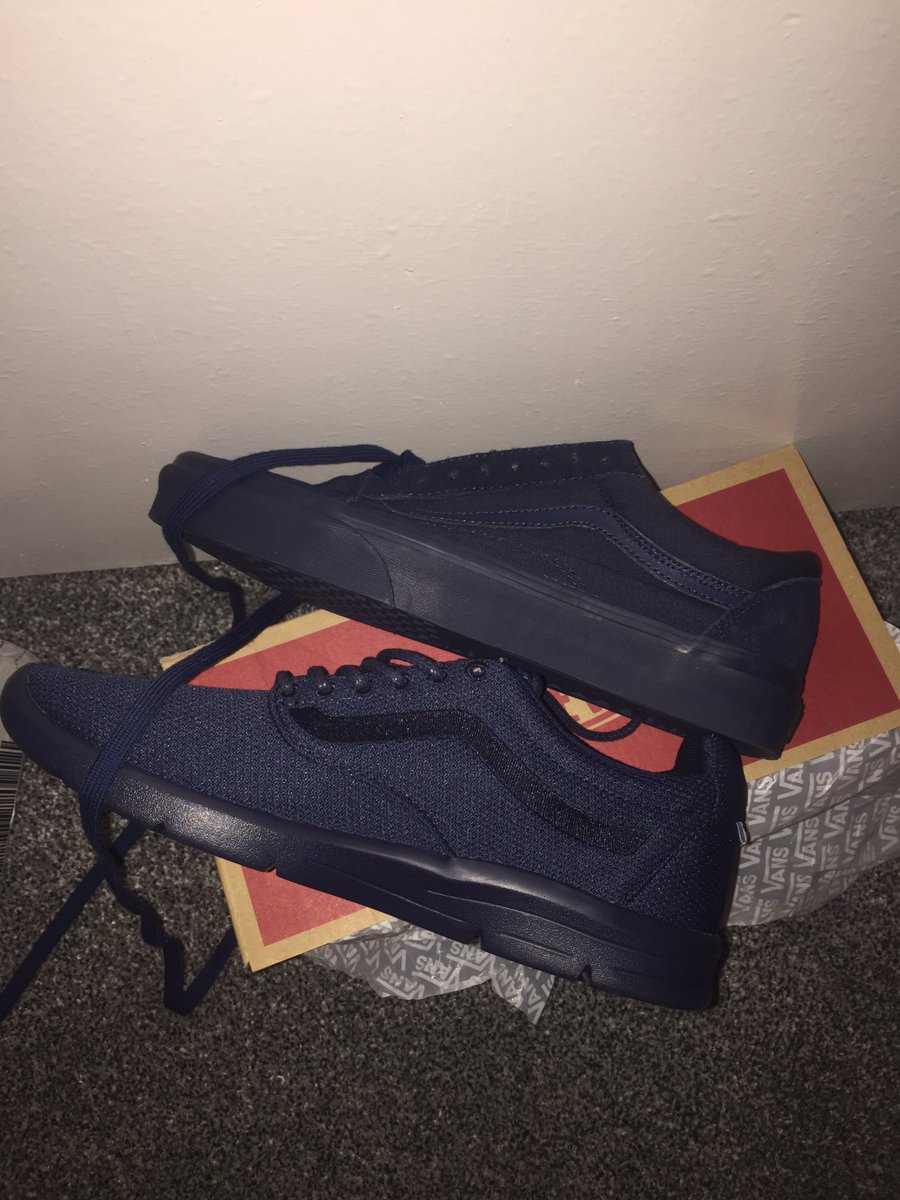 alan_burden's tweet photo. @VANS_66 thanks for the sick trainers.... although there seems to be a problem! I only ordered one pair... https://t.co/n0pcpzN2MT