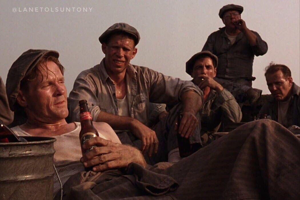 ''Tepemizde güneş varken biralarımızı içip özgür insanlar gibi hissettik kendimizi.'' Ellis Boyd Redding