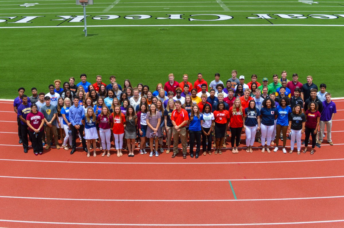 CCISDAthletics's tweet photo. Click here to see the full photo gallery from the 2017 Athletic Scholarship Luncheon: https://t.co/EH312hQYOX https://t.co/RkxyeA0mF8