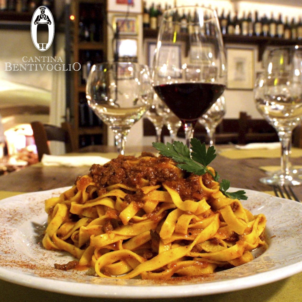 SgnamTweet's tweet photo. Cantina Bentivoglio: dai classici #tortellini in brodo fino alle rivisitazioni più fantasiose, scopri il menù ➜ https://t.co/Ad6hkHRiNi https://t.co/WTrHu1l43b