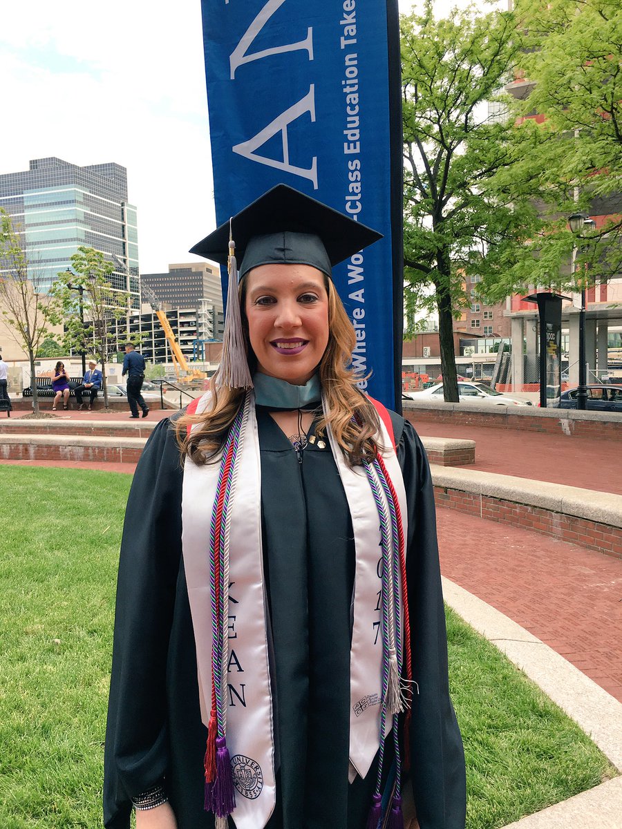 MissSepaTeach's tweet photo. Throwing it back to Tuesday when I earned my Master's Degree in Educational Administration! ππ@KeanUniversity #KeanGrads17 #1wtsd #Goals https://t.co/zeydj76xw4