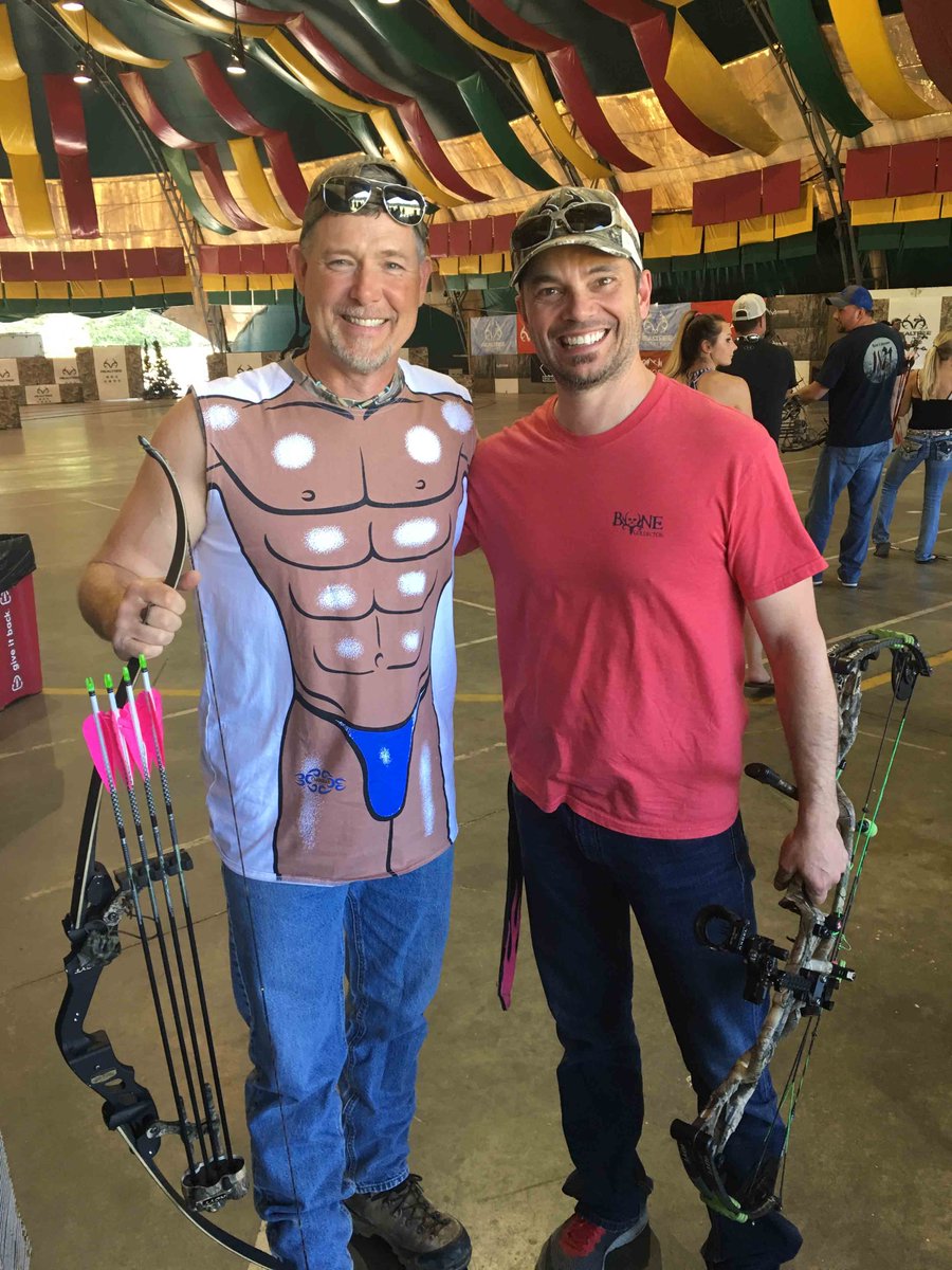 FredEichler's tweet photo. Nick Mundt @nicksbiggame and me. He won the whole shooting match! @Realtree https://t.co/JJeRechPb4