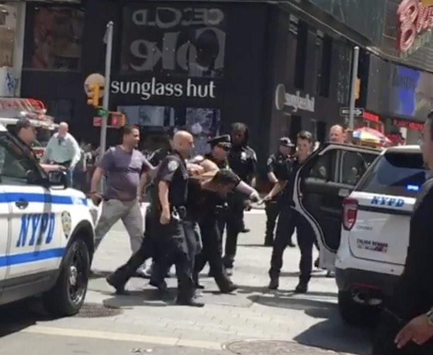 Richard Rojas drives car into crowd of people in Times Square - 1 dead