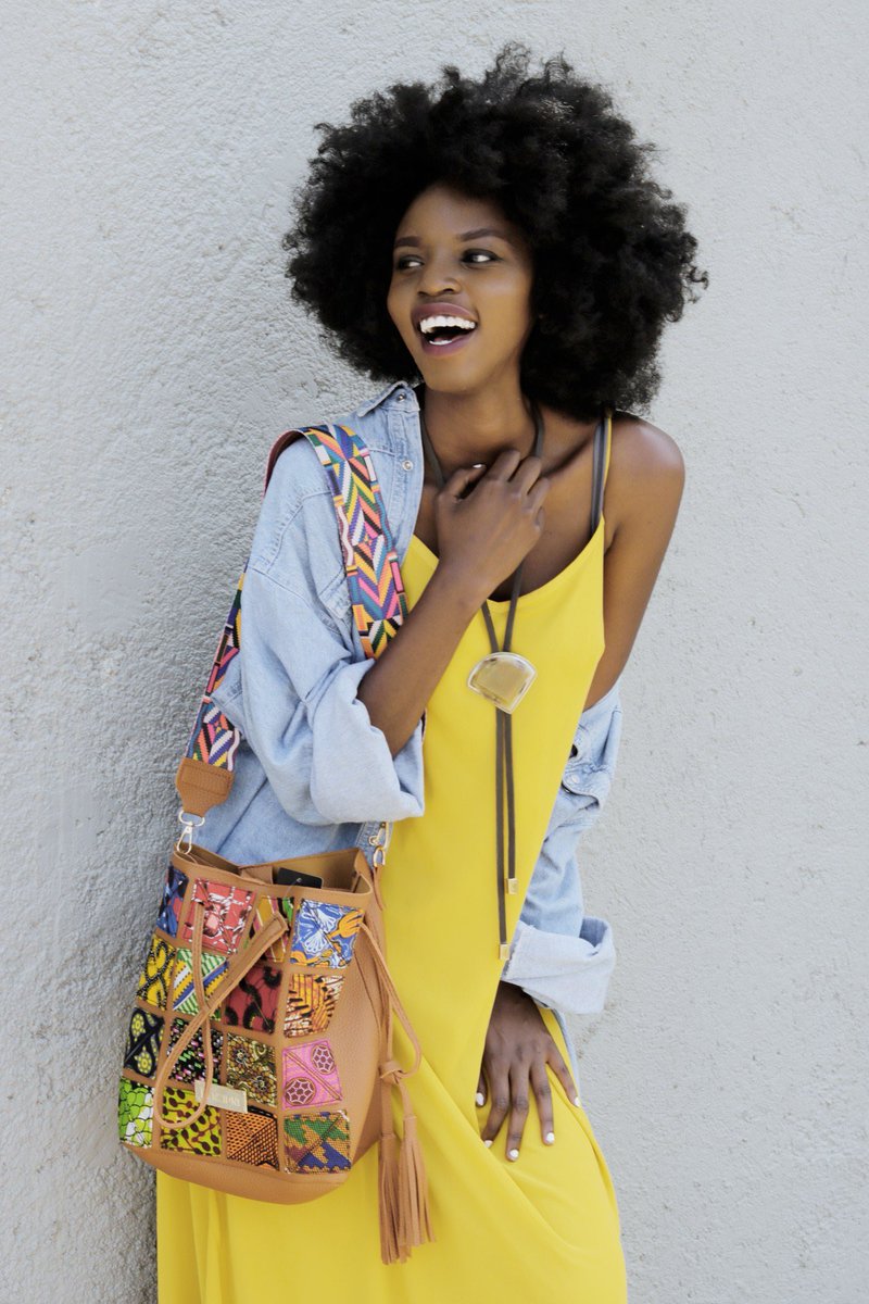 KweshUG's tweet photo. 🌼🌼 Major styling goals from @thirdlocal 

Complete feature on her blog 🌼🌼

Tent dress available at @boldinafrica

📷: @jonathanjab87 https://t.co/CZwQmx11jX