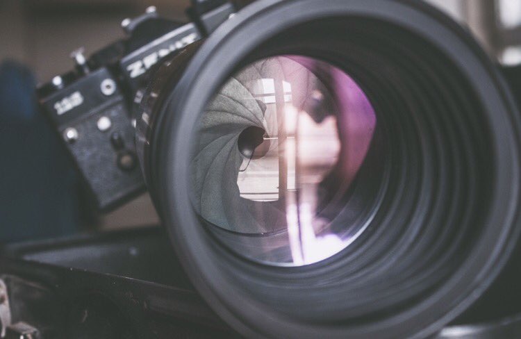 SofarSoundsRoc's tweet photo. Calling all #ROC area photographers! πΈ Do you enjoy shooting live-music/events? Join our team as *official* #SofarROC photog. DM for info β‘οΈ https://t.co/cAKlf0eiHn