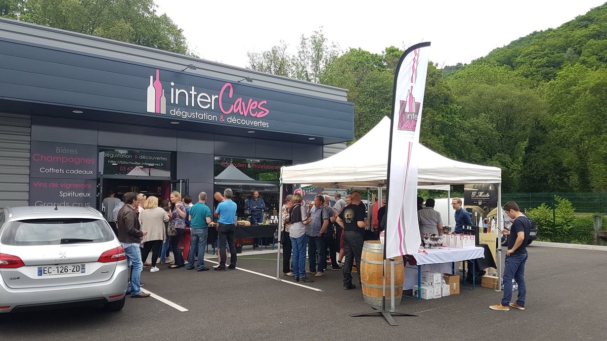 pierrecasapili's tweet photo. @inter_caves Bitschwiller. Inauguration du nouveau magasin Inter Caves à Bitschwiller. https://t.co/TpIQQRSHDw