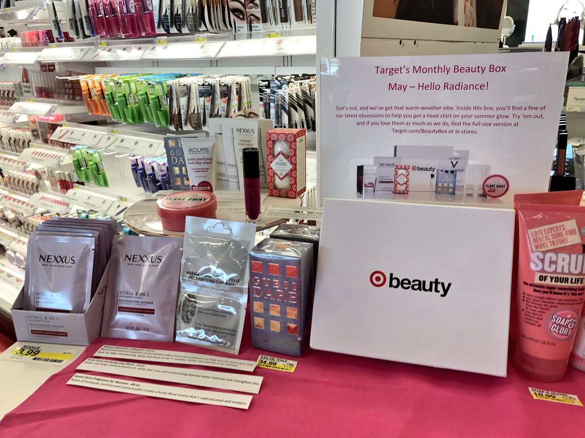 AllyshaSto's tweet photo. T1774 is the FACE of guest experience! @JosetteZwiefel2 @JoeWarner81 @CristinErdman https://t.co/vYRBe5kGvD