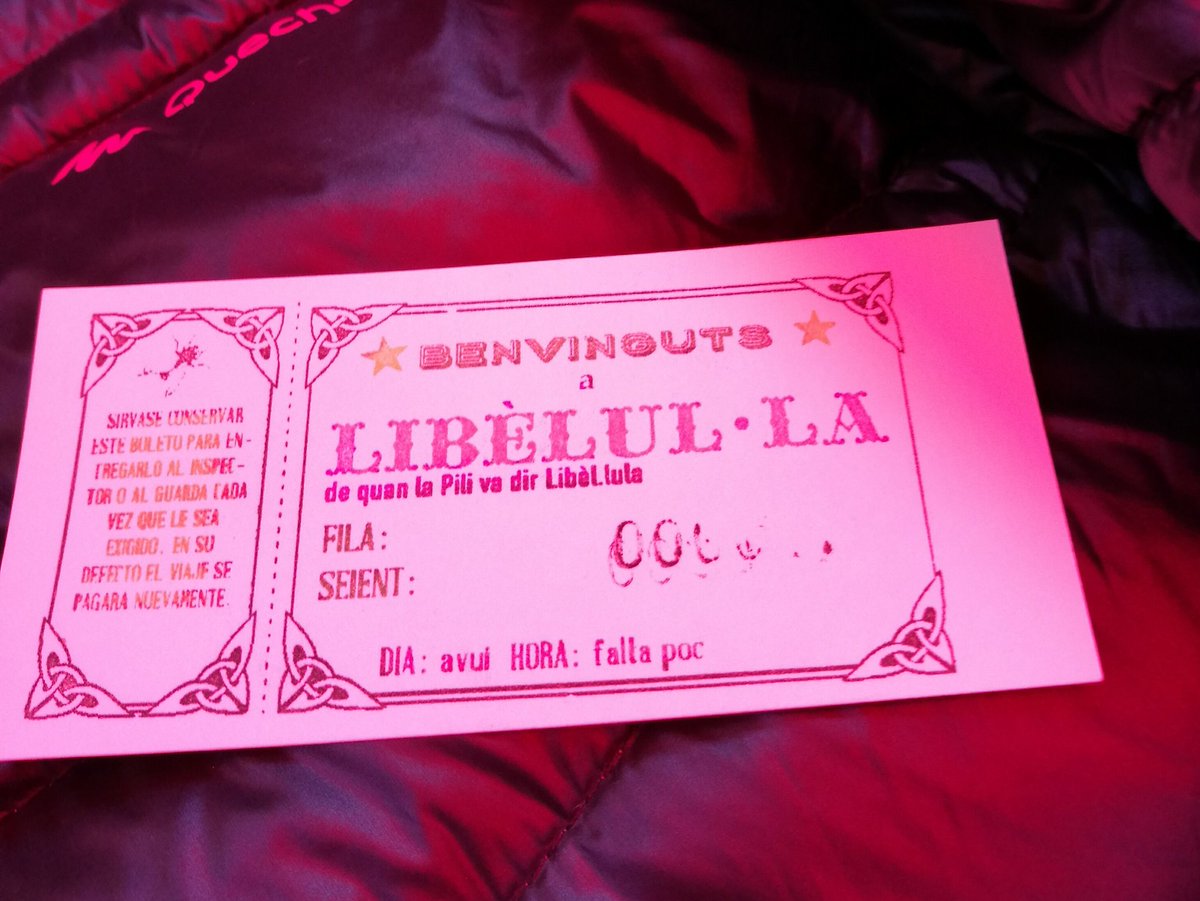 marisolricotal's tweet photo. Hoy me he hecho un regalo. He ido a ver #libèl·lula de @entotitoronell El  @UmoreAzoka empieza bien. https://t.co/TCFpOWAJr4