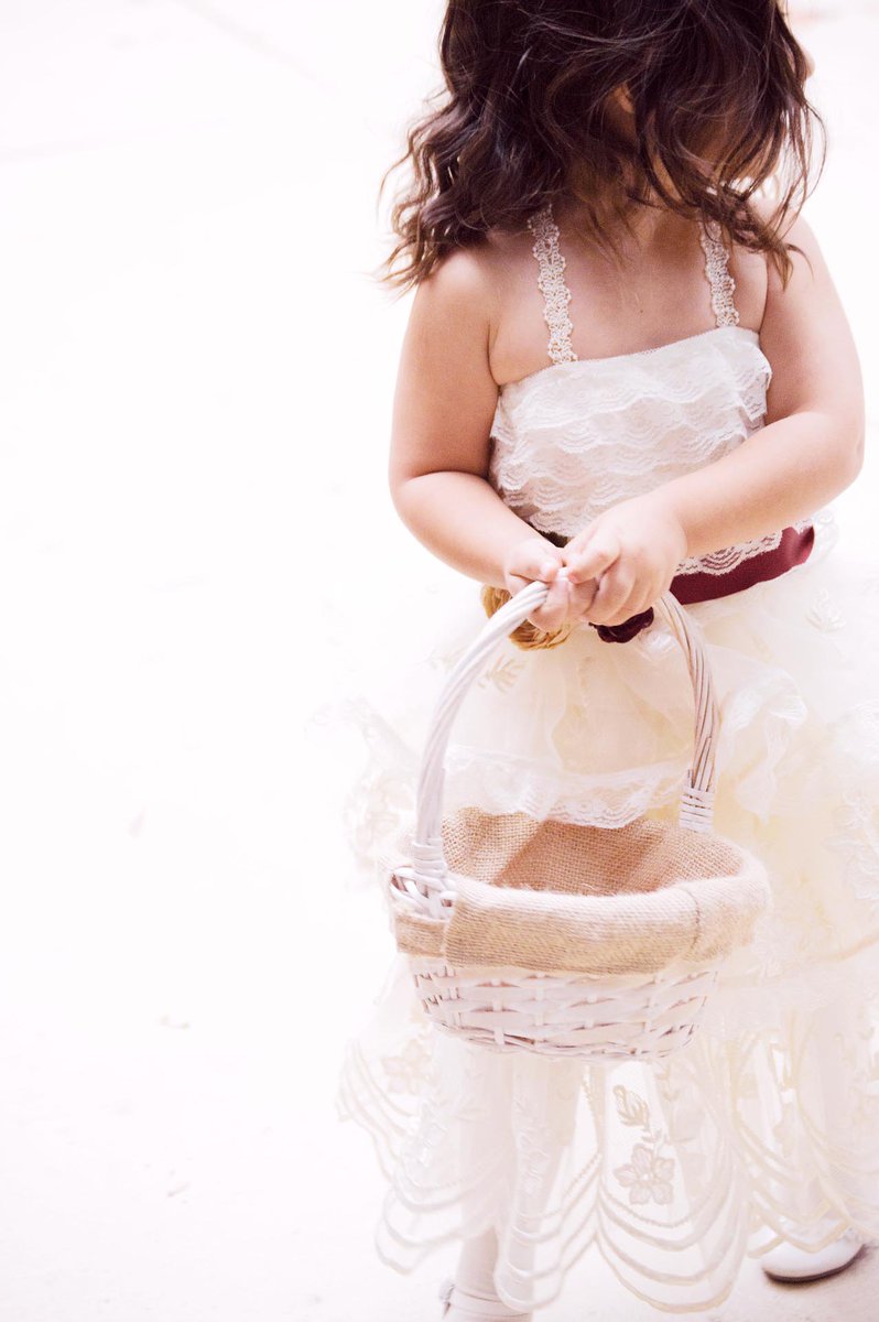 easywedding_at's tweet photo. Morgen gibts den neuen Easywedding Blog zum Thema -Blumenkinder -kleine Engel! 👼 Youtube @easywedding - abonnieren und nichts versäumen! https://t.co/fnVOzn4zIl