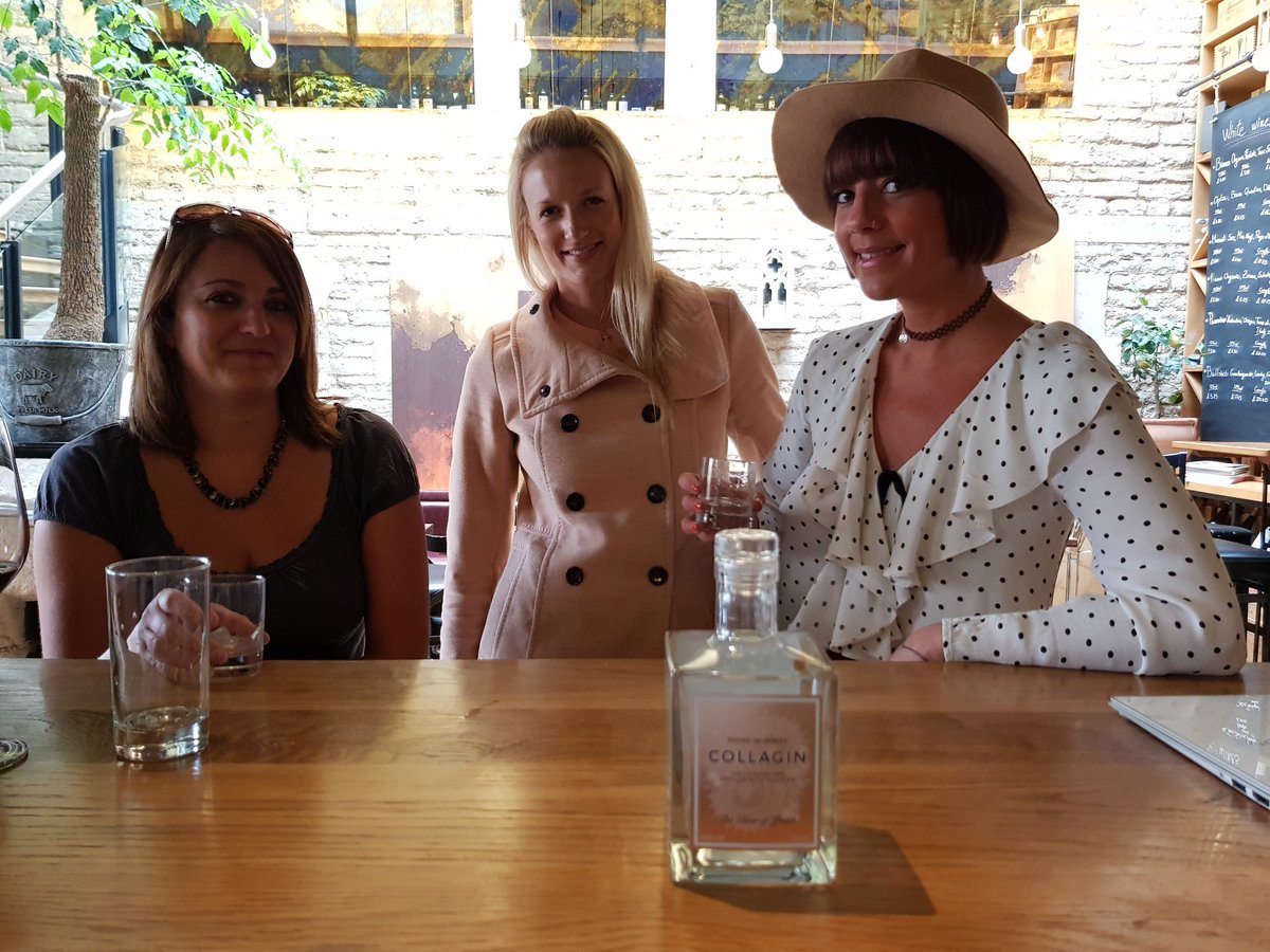The girls from  @colla_gin  down <a href="/1855oxford/">1855 Wine Bar</a> today, tasty stuff!! love it....