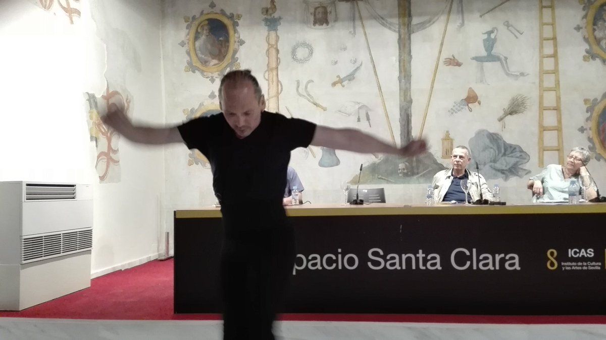 La jam session comienza con el cante de Tomás de #Perrate y  el baile denMarco de Ana. En Espacio Santa Clara