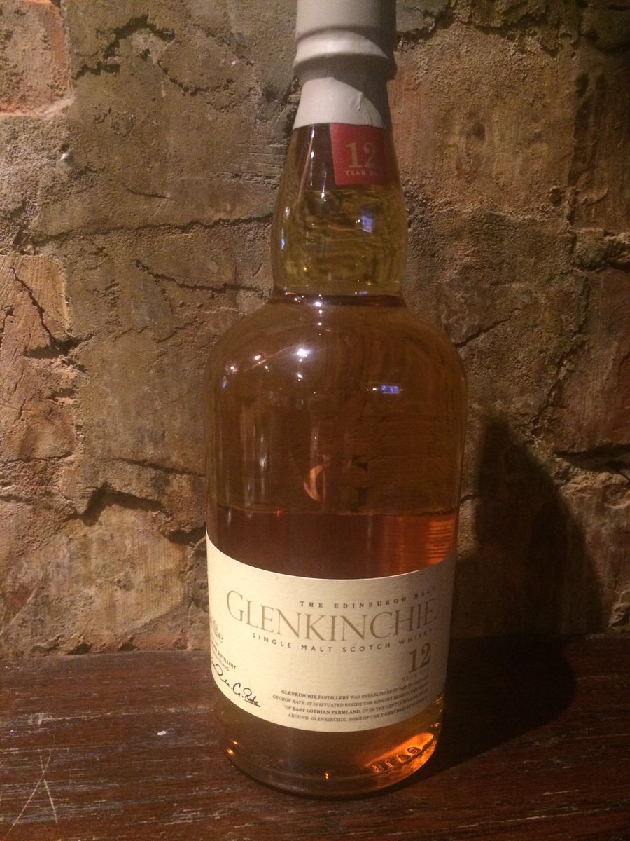 The_Wee_Pub's tweet photo. Malt of the Moment: #Glenkinchie Light, fragrant and #local! Pop in for a #dram #Edinburgh #grassmarket #smallestpub https://t.co/x7D4Lu1Fxf