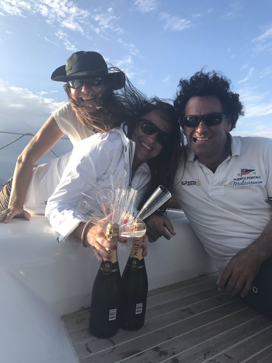 danielMsite's tweet image. Champagne para todos @APDasociacion @iberostarmca #regataAPD