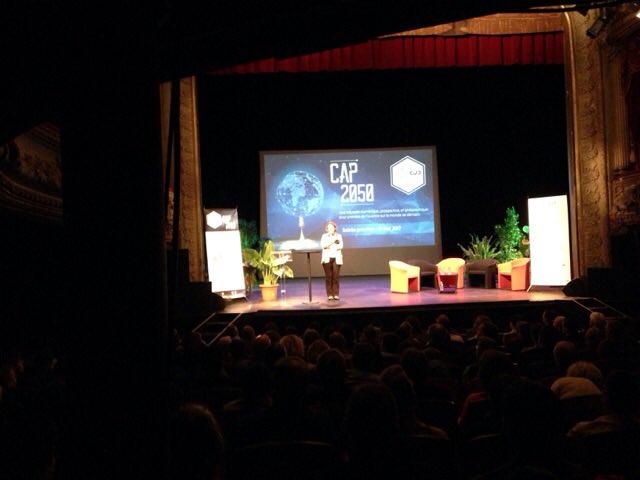 ville_albi's tweet photo. #Cap2050 inauguré par S.Guiraud Chaumeil, maire #Albi ce soir au théâtre des Lices #CJD #innovation #prospective #VilleAlbi @cjd_france https://t.co/wgxWaBJ3hS