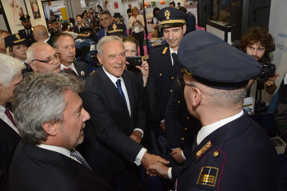 Polizia di stato on twitter: il presidente del senato pietro grasso ... Polizia di stato torino