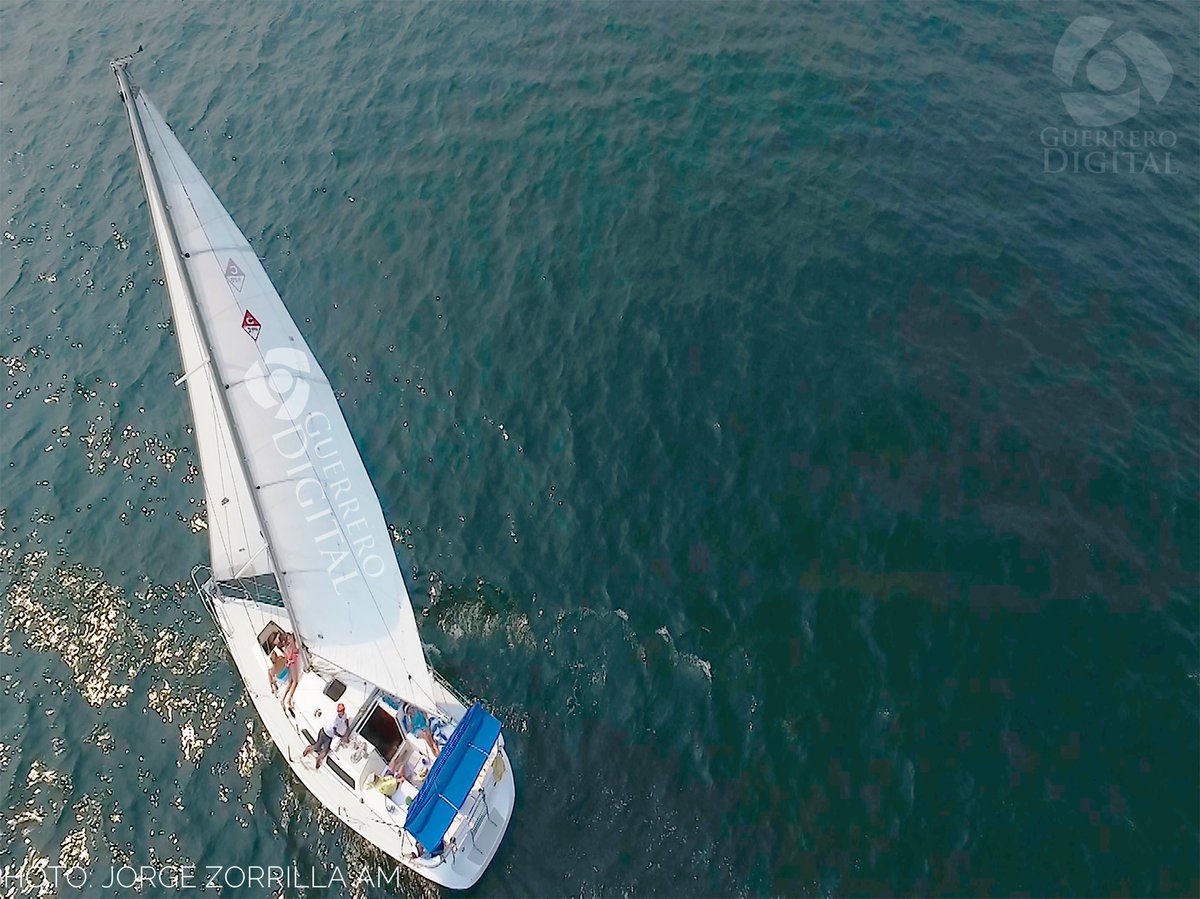 MexicoDigital21's tweet photo. En el mar, la vida es más sabrosa!!! #Dronies #dronestagram ##drone #dji #DronesMx @djiglobal #DJIMéxico @djiglobal #djiparty #Acapulco https://t.co/i7fXaOIb5q