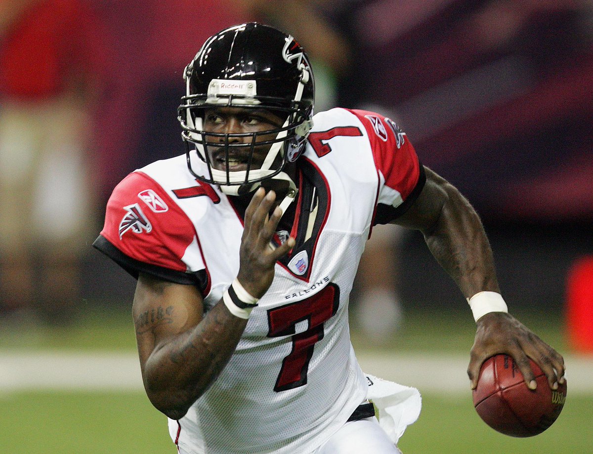 Michael Vick is coming back to the gridiron... for professional flag footba...