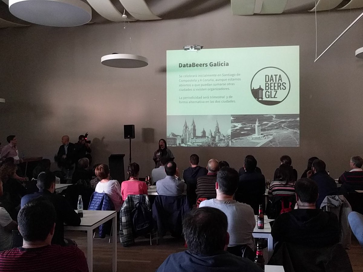 Hoxe o #DatabeersGLZ estréase en Compostela con 5 mulleres punteiras no mundo da ciencia e da tecnoloxía