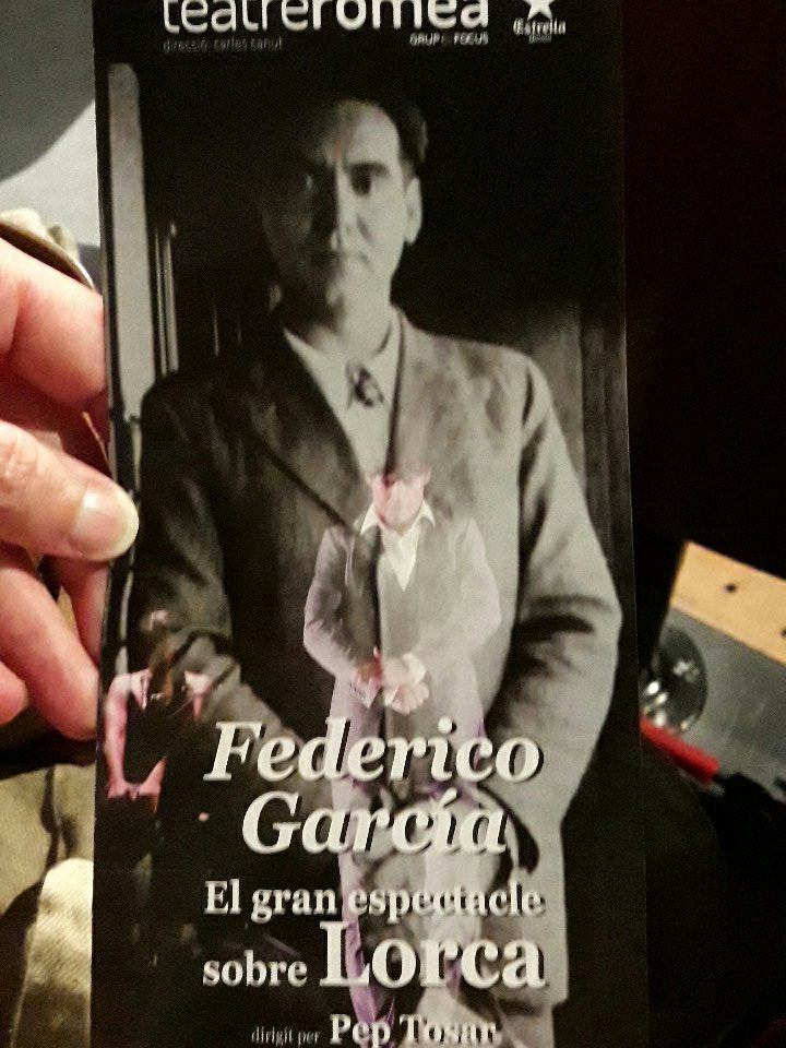 qkdetierra's tweet photo. Federico Lorca. El gran espectáculo.
Una forma de celebrar🎂
#FedericoLorca
@Teatre_Romea https://t.co/gVq8rtIARl