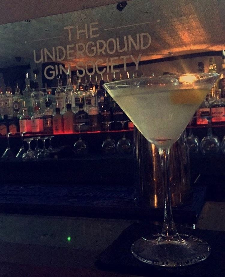 TUGSliverpool's tweet photo. Get an early taste of the weekend and please your tastebuds with one of our delicious cocktails! 

#TUGSliverpool #Cocktails #CastleStreet https://t.co/JrNSQsAYii