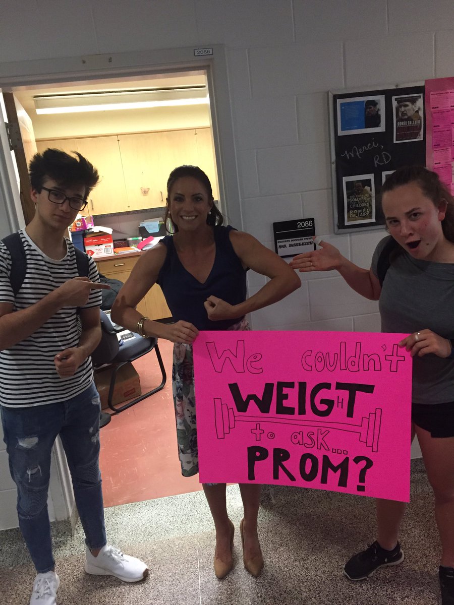 DVSS Promposal tweet media