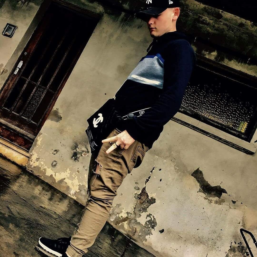 gehkos's tweet photo. #NouvellePhotoDeProfil https://t.co/rTGckVG7Fy