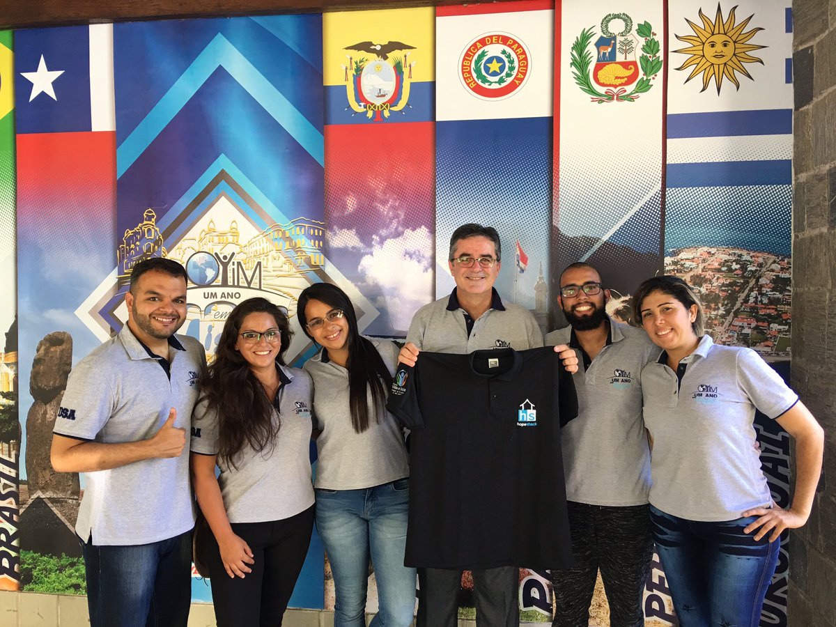 prertonkohler's tweet photo. Manhã inspiradora com os jovens de @UmAnoEmMissao que estão em #Recife. Um movimento que investe nas #NovasGeracões e transforma vidas. https://t.co/zecUoZVK08