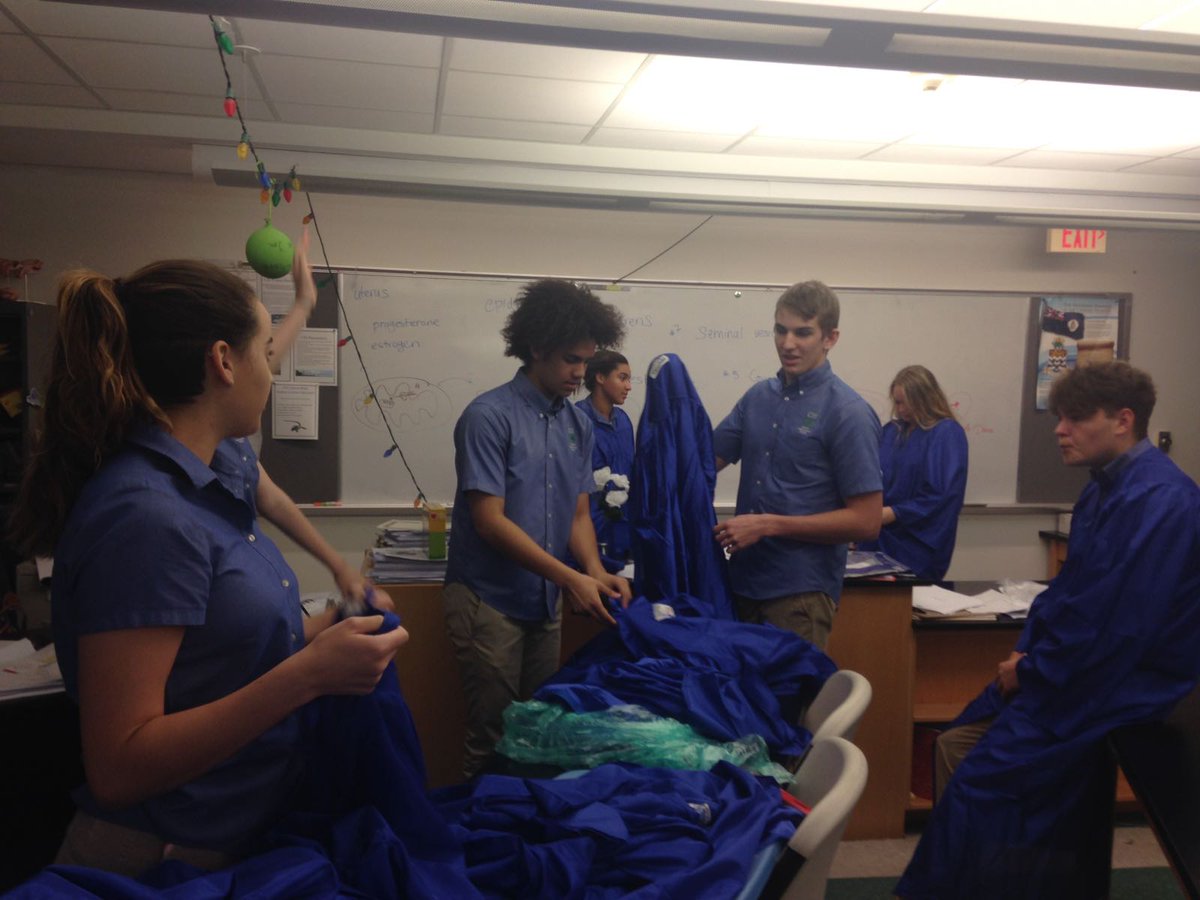 ScienceDept_CIS's tweet photo. Exams are over!!!! Now we get to do the fun stuff. Step 1: Trying on our gowns ☺ #Countdowntograduation #CISInspires https://t.co/GzvXPj9BPB