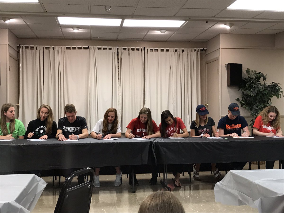 Pick North Girls XCT&F tweet media