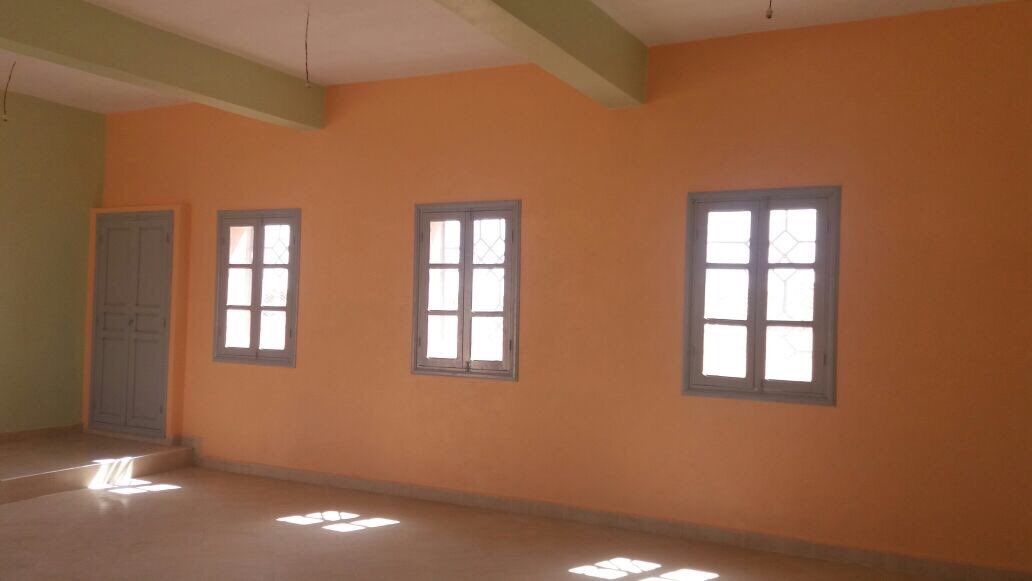 _Amixem's tweet image. Tellement content ! L'école qu'on a construit tous ensemble au Maroc est terminée 😃! Énormes bisous à @Enfantsdudesert ♥️