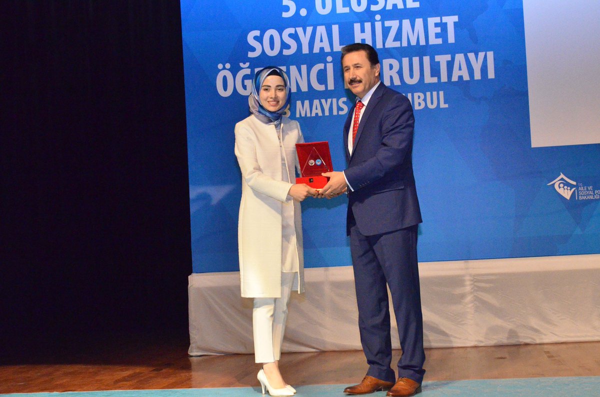 sohobTR's tweet photo. 5.Ulusal Sosyal Hizmet Öğrenci Kurultayı. EMEĞİ GEÇEN HERKESE TEŞEKKÜRLER.
#sosyalhizmetöğrencibirliği https://t.co/7mkeS9itKl