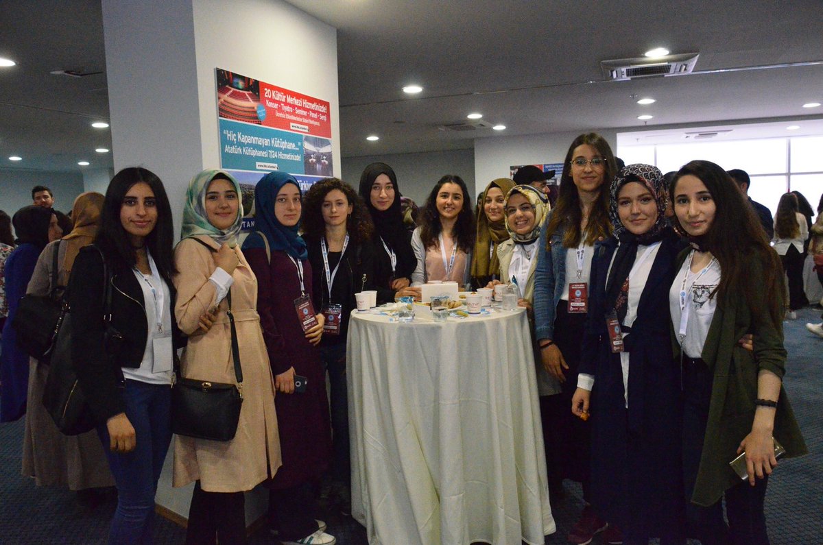 sohobTR's tweet photo. 5.Ulusal Sosyal Hizmet Öğrenci Kurultayı. EMEĞİ GEÇEN HERKESE TEŞEKKÜRLER.
#sosyalhizmetöğrencibirliği https://t.co/jmZDEuUOup