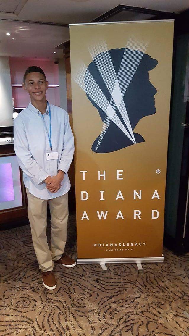 DizMihok's tweet photo. Couldn't be more proud of this young man. You eternally inspire me. I Love You @JaysChallenge. Congrats on receiving the #DianasLegacy Award https://t.co/rx6U2jzR0W