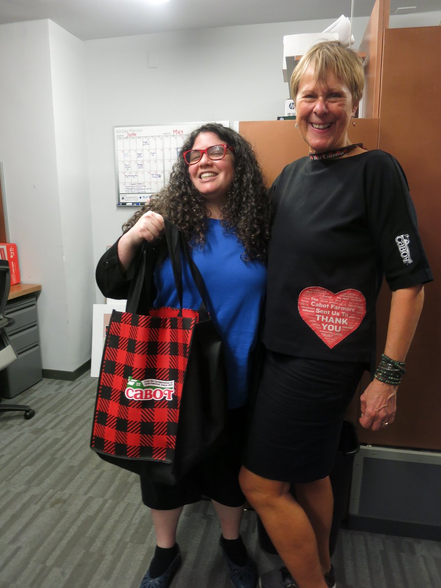 ysop's tweet photo. What a fun surprise! Thanks to Cabot Cheese for visiting YSOP and donating tasty snacks for our hardworking volunteers #RandomActsofCheddar https://t.co/p9G4sCTsby