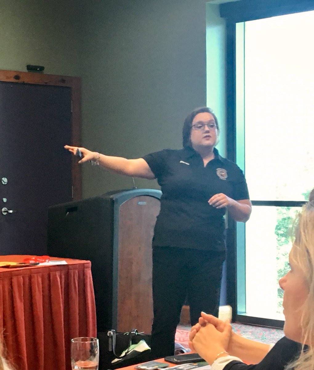 ReadyHarris's tweet photo. Stevee Franks breaking down canvassing communities when disaster strikes. Another great pres at #TEMC2017. @TDEM @DisasterPIO @NWSHouston https://t.co/qIdX6p9f0l
