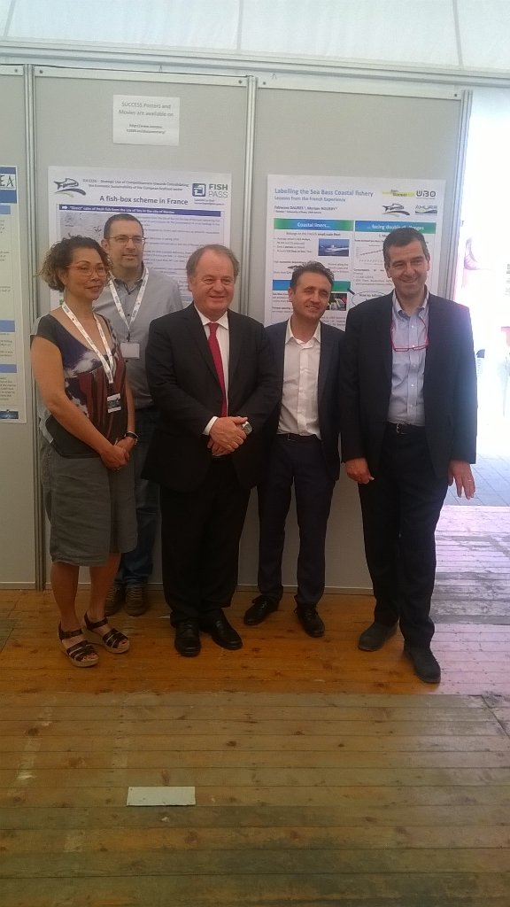 eu_success's tweet photo. Busy day on the #slowfish stand explaining our results, showing success movies and discussing with stakeholders ! https://t.co/9ZUms4ihE9