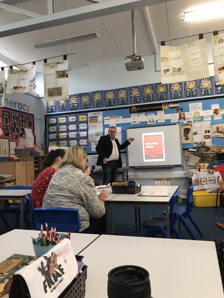 gibsoni's tweet image. @mcoutts81 #tmdigiFife great presentation on use of iPads in classroom - need to get some 😂#ipad #swiftcoding @glow_fife @FifeDLT @GlowScot