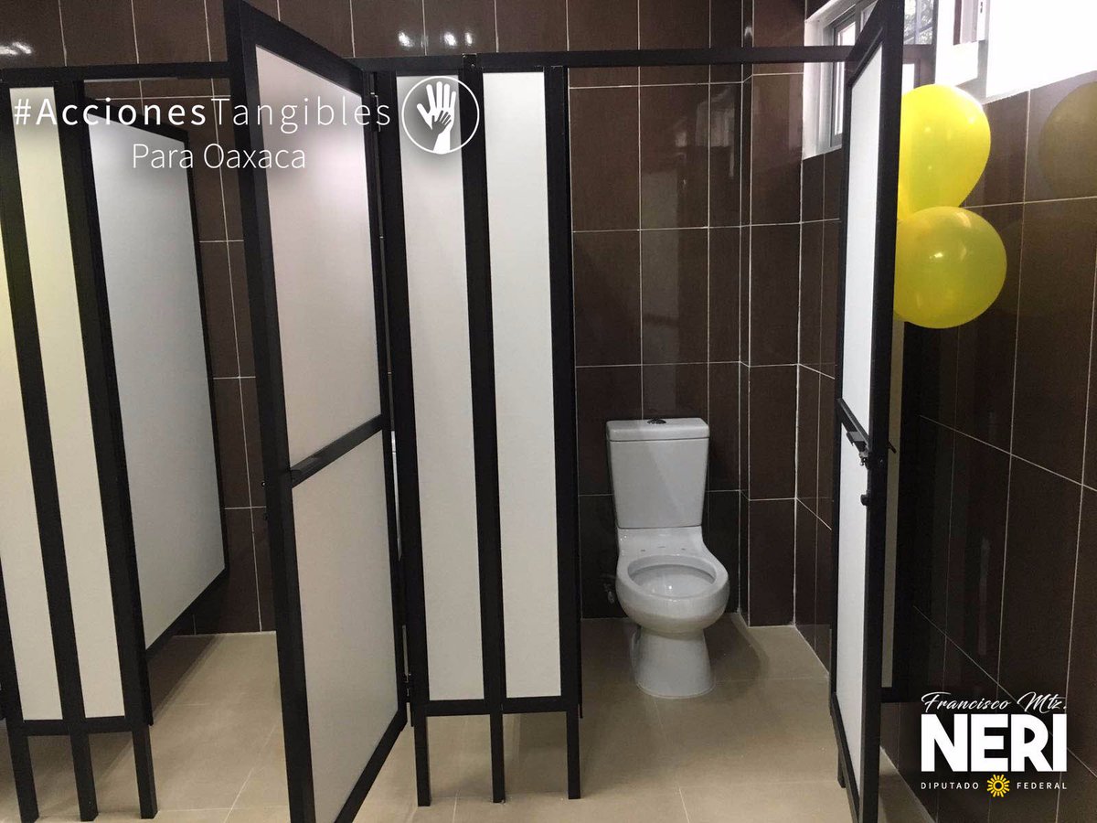 FMartinezNeri's tweet photo. Se obtuvieron recursos para remodelar todos los módulos sanitarios. Ahora los estudiantes de la @UABJO son parte de las #AccionesTangibles https://t.co/FChy5J4lgp