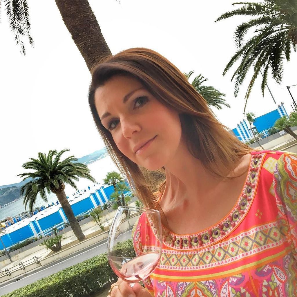 Ricetteracconti's tweet photo. Iniziamo con #aperitivo Pinot noir metodo classico La Costaiola #MSNGusto #LaMiaLiguria #InLombardia #VisitPiemonte
#Liguria #Genova #SlowF… https://t.co/Nygnl01alv