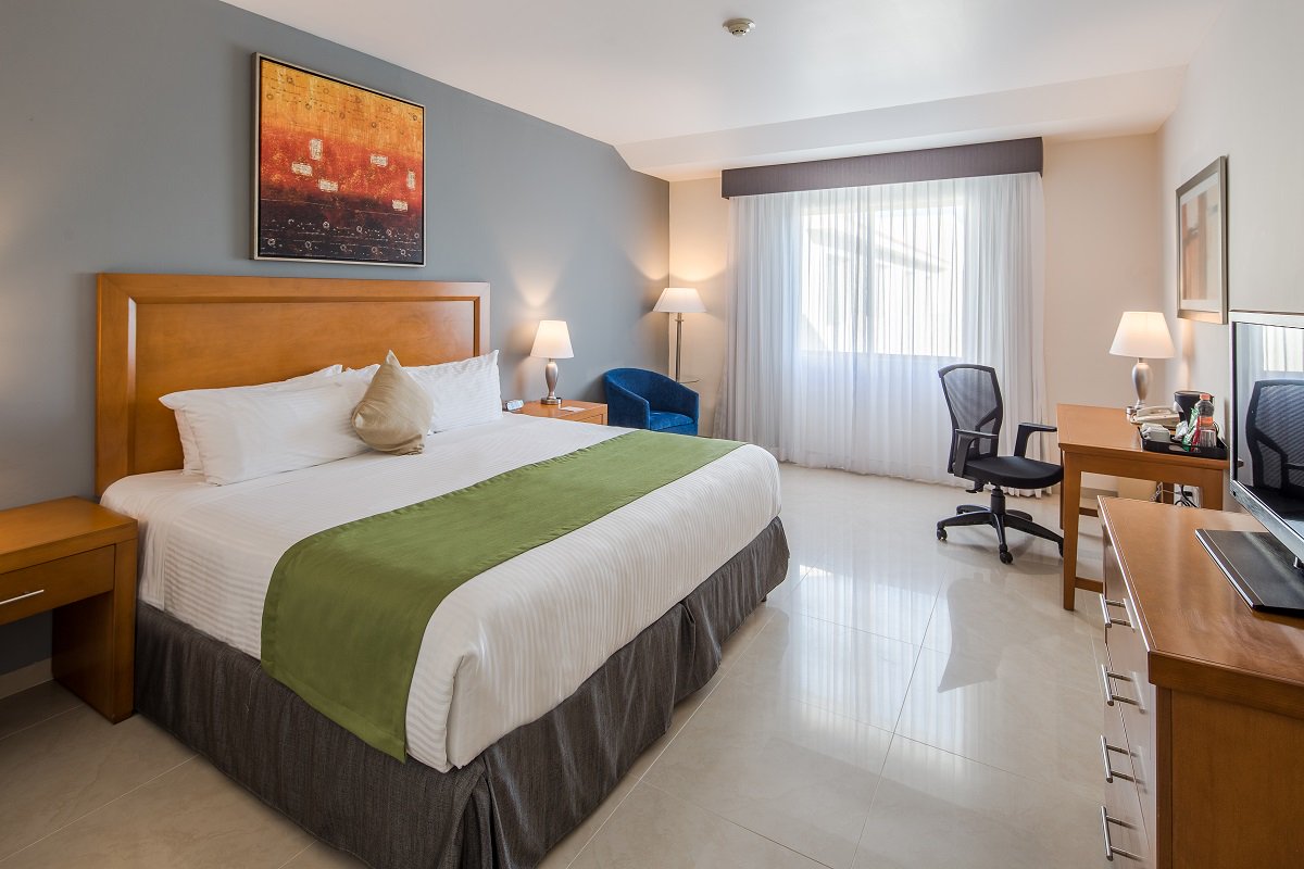WyndhamPDC's tweet photo. Disfruta de nuestras amplias y comodas habitaciones! En #WyndhamGarden #PlayaDelCarmen pasaras estancia unica! https://t.co/yC2PLn8Kb4