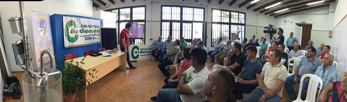 MercaAgroGuadal's tweet photo. Magnífica asistencia en la charla de Bombeo Solar para riegos agrícolas. https://t.co/PXaApiOrcX