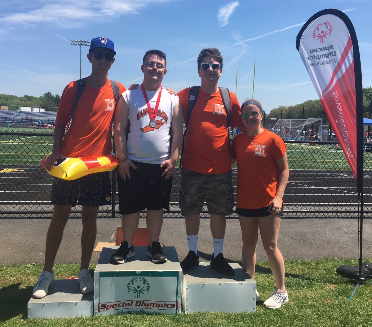 ce_rose15's tweet photo. Congrats to the OA athletes that competed at Special Olympics today! Thanks @OAHSBB for cheering them on! @OAHSTigers https://t.co/bOoQeKRn3p