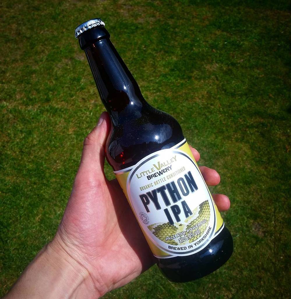 hairybarsnacks's tweet image. #pythonipa from #littlevalleybrewery delivered by @beerbods. #verynice. #strong 6% @littlevalleyale #beerbods. #or… ift.tt/2rw3LPV
