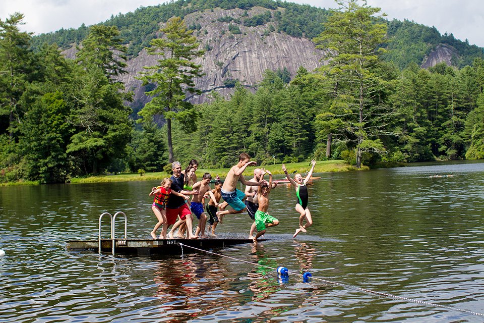 AtlantaMagazine's tweet photo. Escape to the mountains with a free night at historic High Hampton Inn: https://t.co/NUzQN2AyUs #NCMountains #Getaway #sponsored https://t.co/QydYp5OVUh