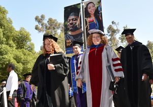 UCLA_SA's tweet photo. Congratulations, Bruins! Law school launches 2017 commencement season at UCLA. 2,000+ gather to honor 545 graduates https://t.co/08ZRY221xG https://t.co/M9fy01ehPh